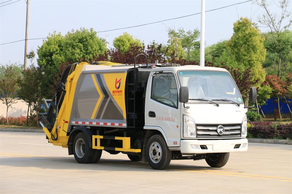 4方壓縮垃圾車-凱馬藍(lán)牌4方壓縮式垃圾車廠家價(jià)格